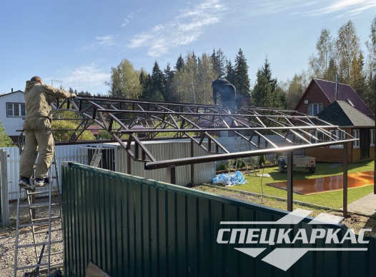 Навес на две машины из поликарбоната №85 - фото 1804